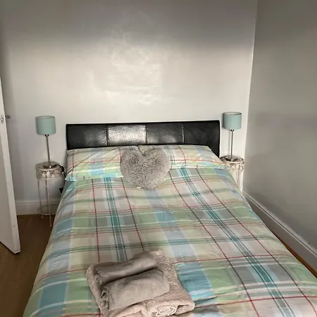 Flowergate View Apartment *